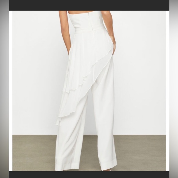 BCBGMAXAZRIA White Assymeyric Ruffled Strapless Jumpsuit Size 6 - Picture 2 of 6
